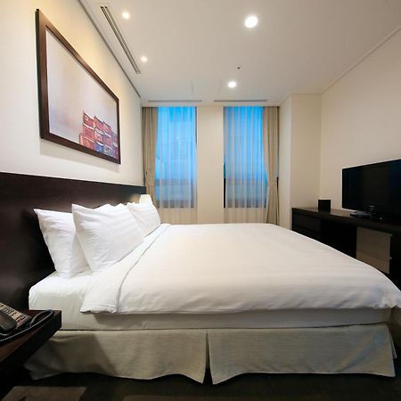 โอราไก อินซาดง สวีท Aparthotel โซล ภายนอก รูปภาพ
