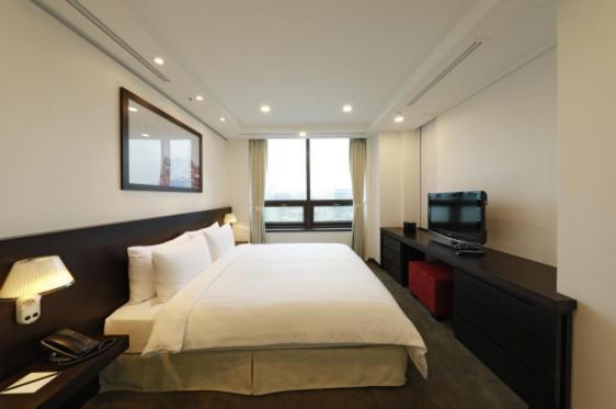 โอราไก อินซาดง สวีท Aparthotel โซล ภายนอก รูปภาพ