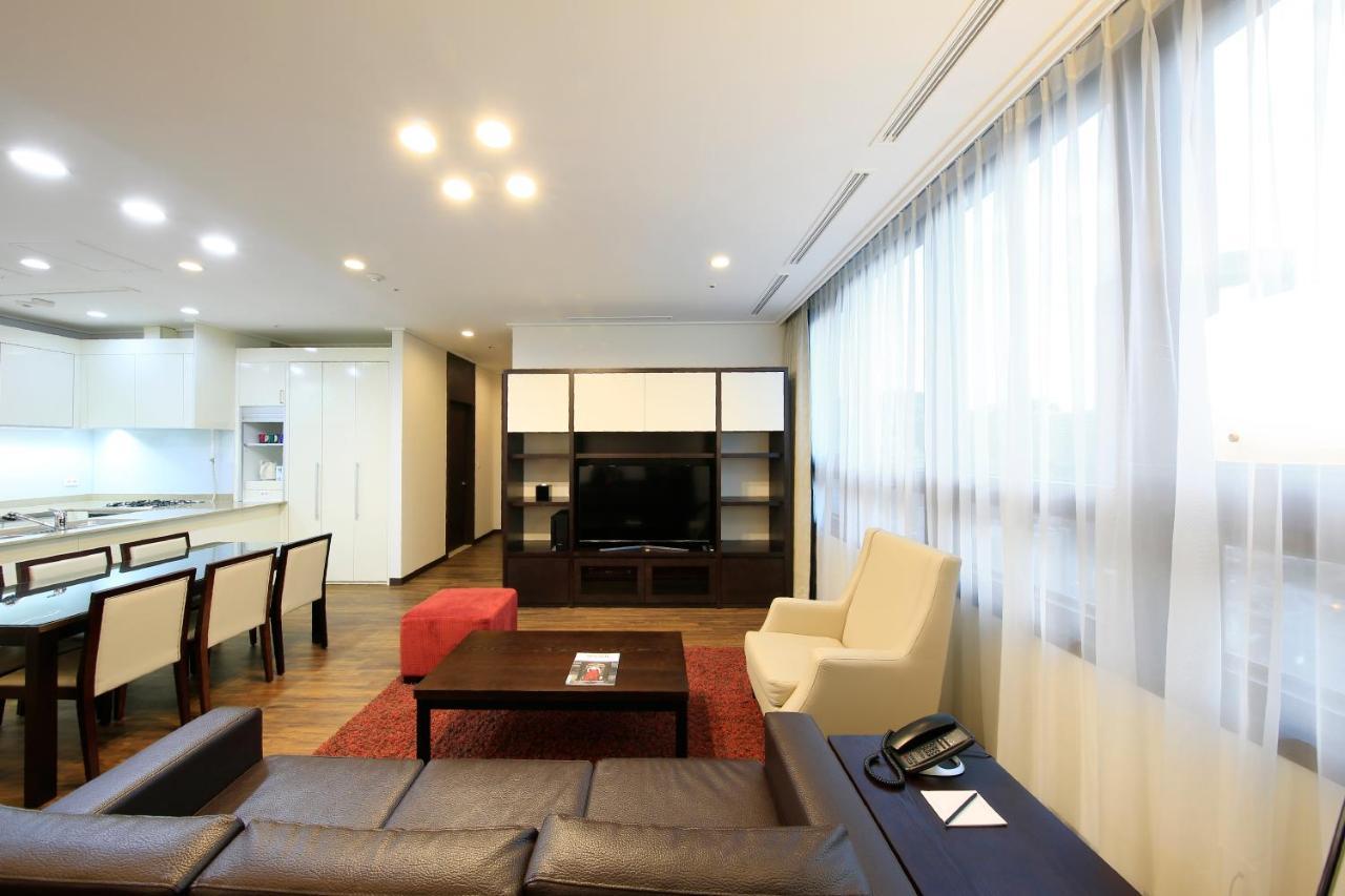 โอราไก อินซาดง สวีท Aparthotel โซล ภายนอก รูปภาพ